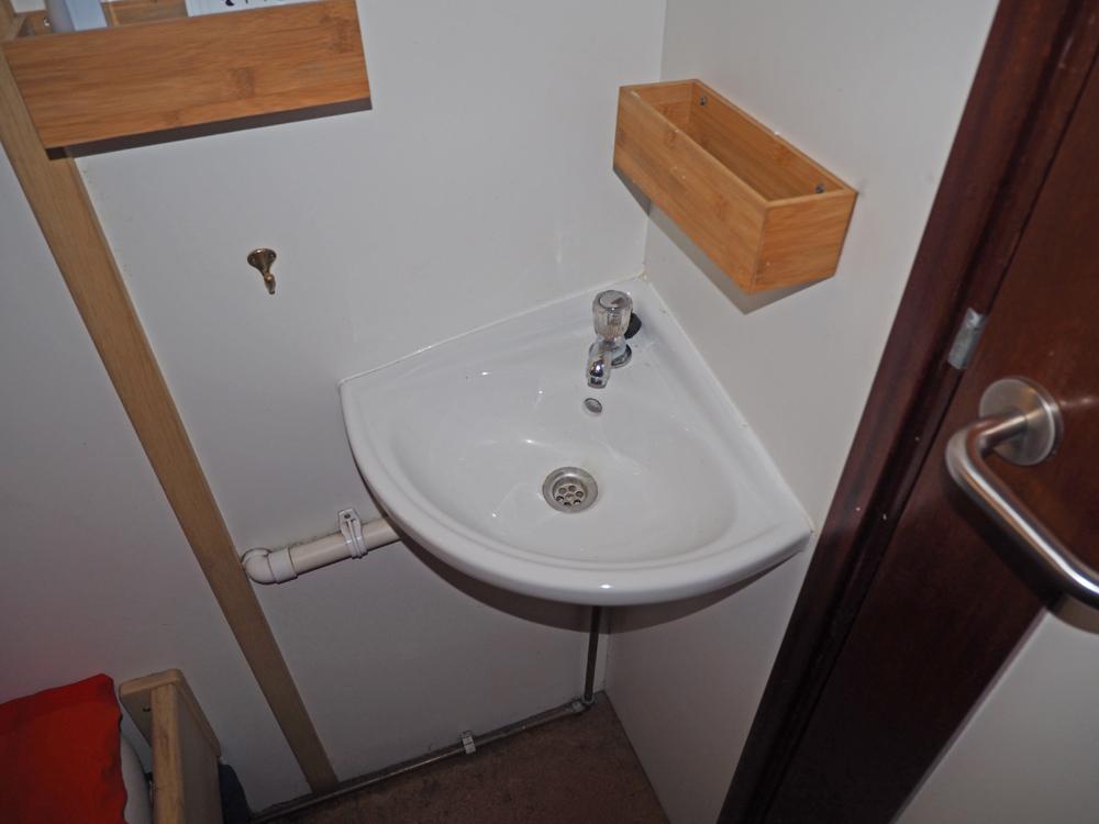 Fore ship, Accommodation